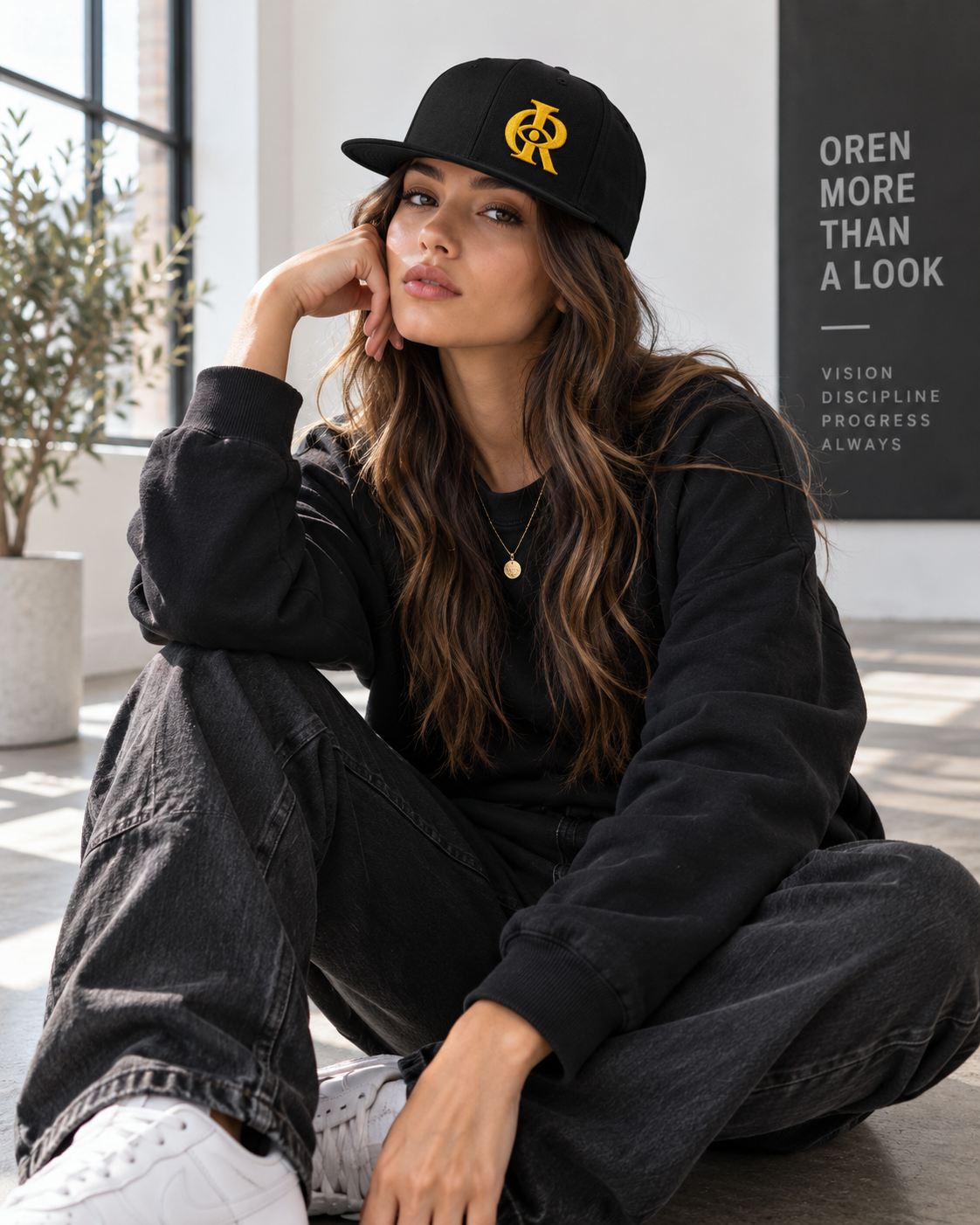 OREN VISION MARK™ Signature Snapback — Black/Gold